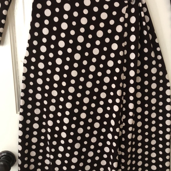 Wrap Dress - Polka Dots - Picture 4 of 5